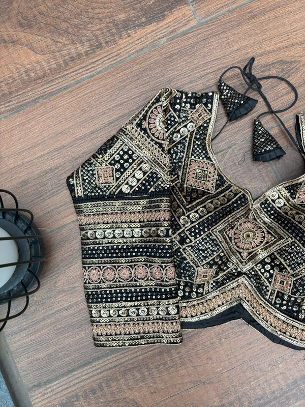 BRIDAL SPECIAL BLOUSE WITH EMBROIDERY AND SEQUENCE